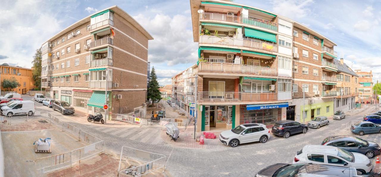 B Casacafe Madrid Pozuelo 2 Bano Fuera De La Habitacion O Compartido Pozuelo de Alarcón Esterno foto